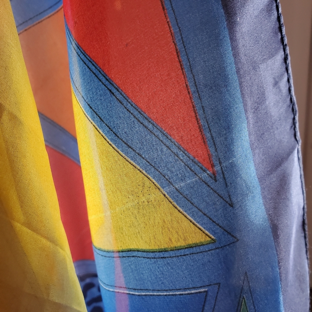 Very large 80's colourful abstract square scarf - Picture 9 of 9